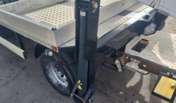 2018 Renault Maxity full