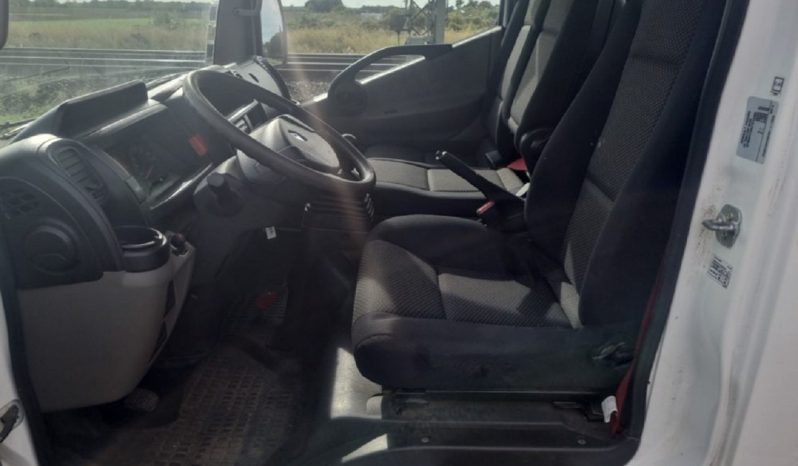 2018 Renault Maxity full