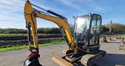 2014 JCB 8030